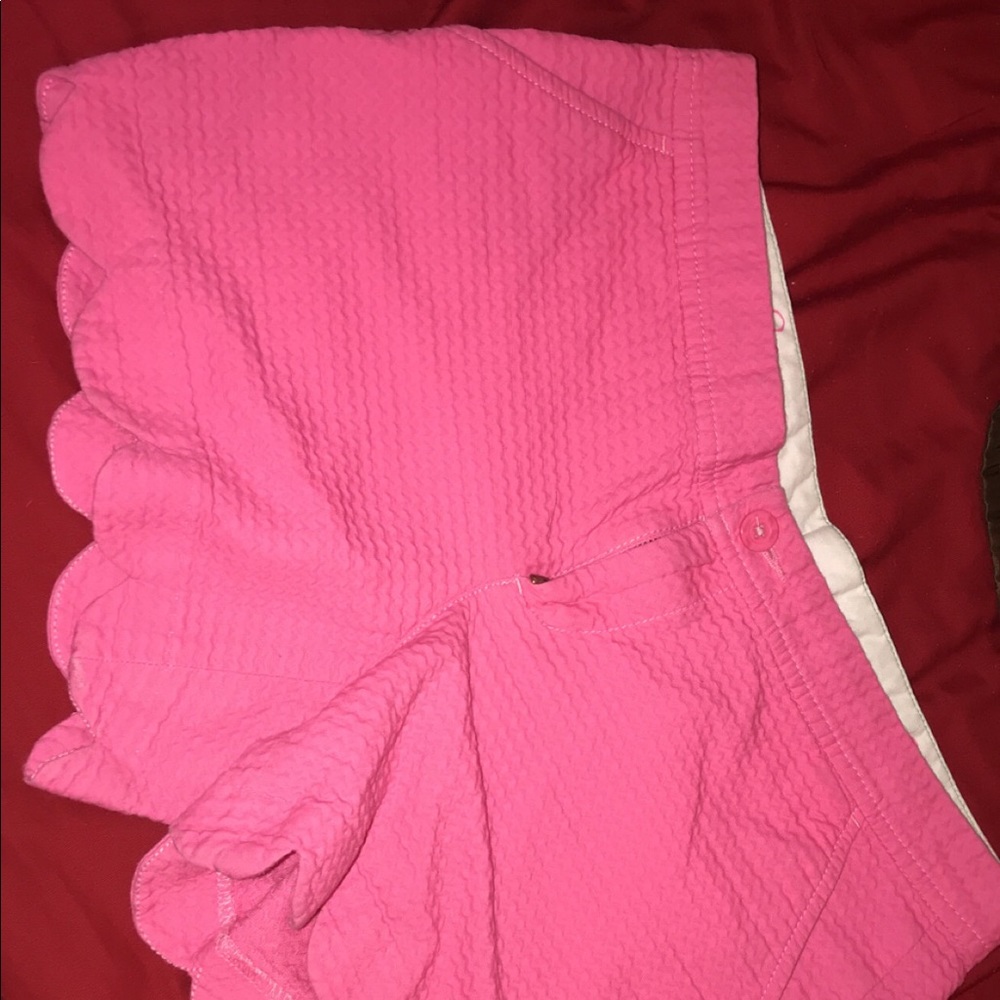 Size 6, pink Lilly shorts